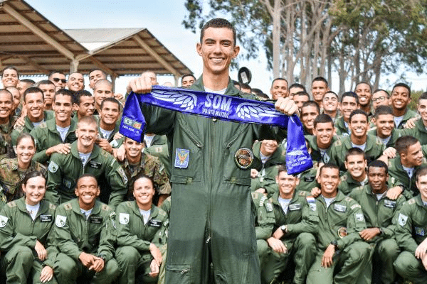 Cadete Aviador Da Afa Realiza Primeiro Voo Solo Do Ano Na Aeronave T